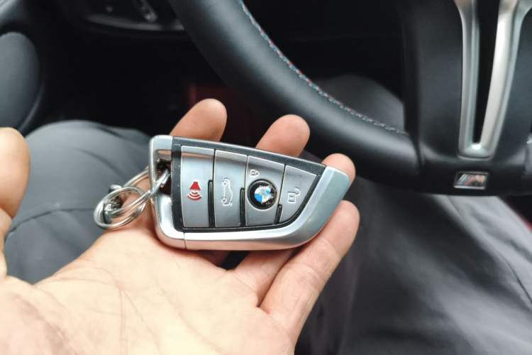 Used BMW X5  Vehicle Key