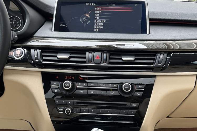 Used BMW X5 2013 xDrive35i U.S. specification Audio And AC Panel
