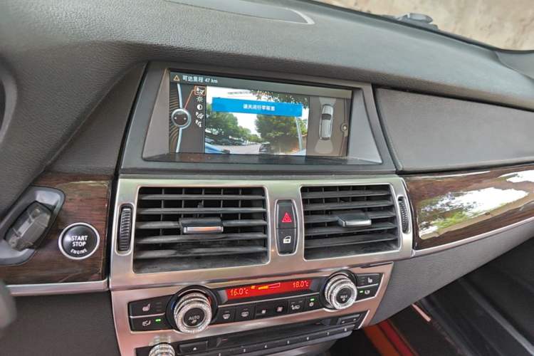 Used BMW X5  Audio And AC Panel