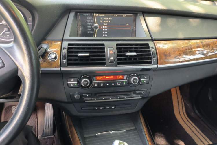 Used BMW X5 2013 xDrive35i Leading Model Audio And AC Panel