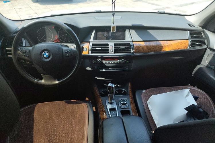 Used BMW X5 2013 xDrive35i Leading Model Center Console