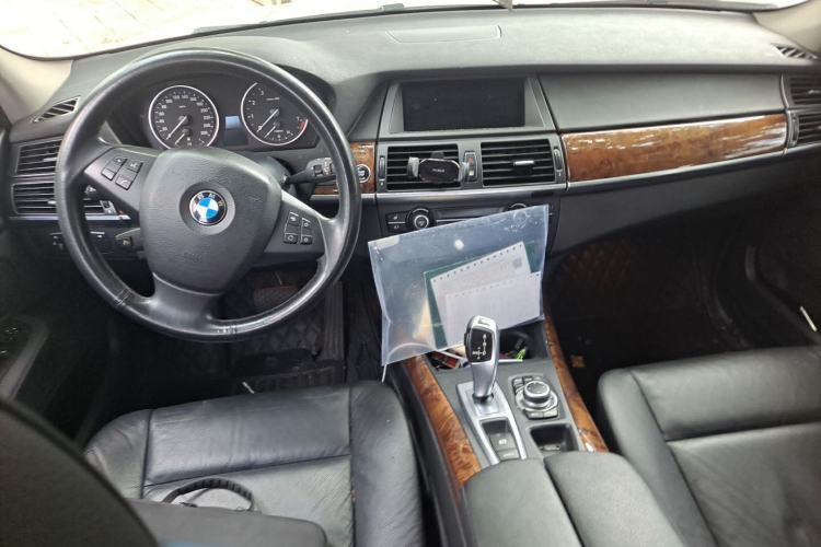 Used BMW X5 2013 xDrive35i Leading Model Center Console