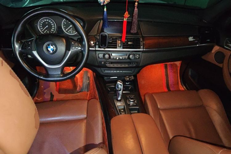 Used BMW X5 2013 xDrive35i Luxury Edition Center Console