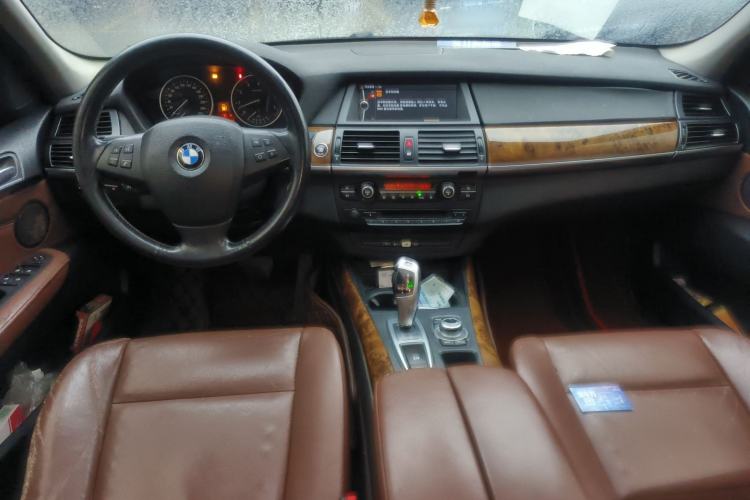 Used BMW X5 2013 xDrive35i Leading Model Center Console