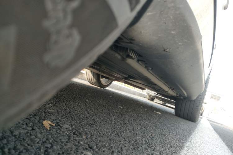 Used BMW X5 2013 xDrive35i U.S. specification Chassis Front Left