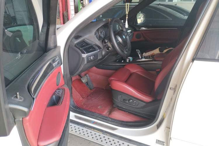 Used BMW X5 2013 xDrive35i Luxury Edition Driver Seat