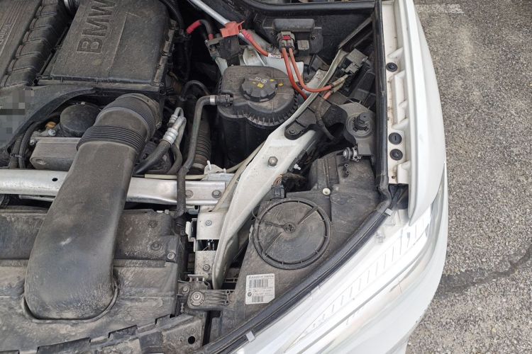Used BMW X5  Engine Bay Left