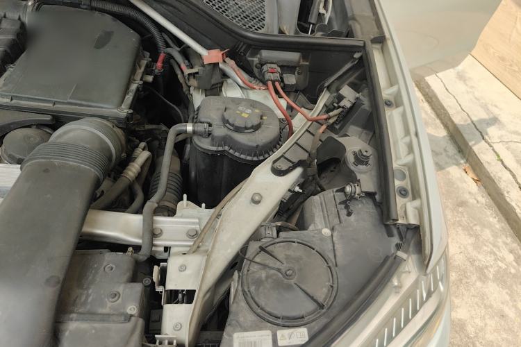 Used BMW X5  Engine Bay Left