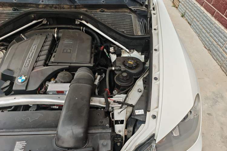 Used BMW X5  Engine Bay Left