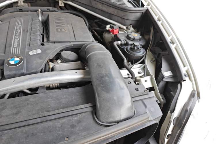 Used BMW X5  Engine Bay Left
