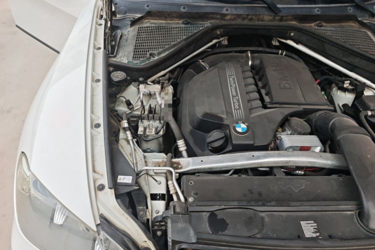 Used BMW X5  Engine Bay Right