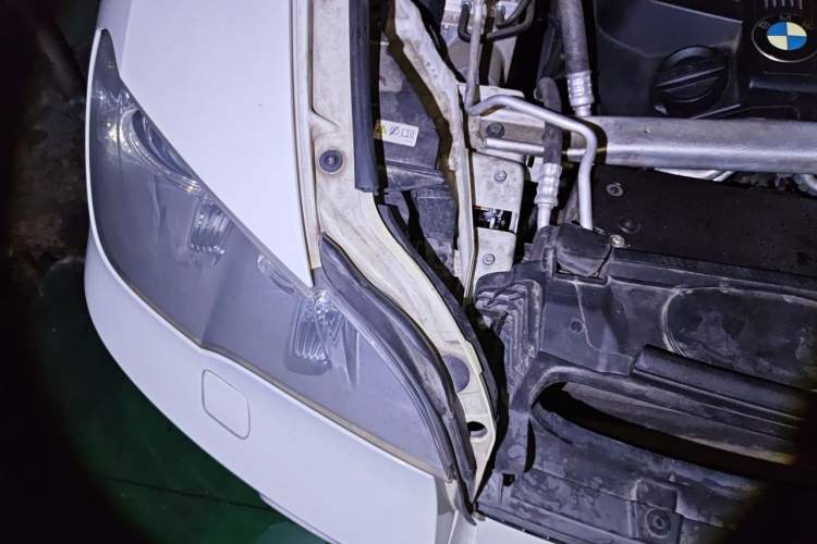 Used BMW X5 2013 xDrive35i Luxury Edition Engine Bay Right