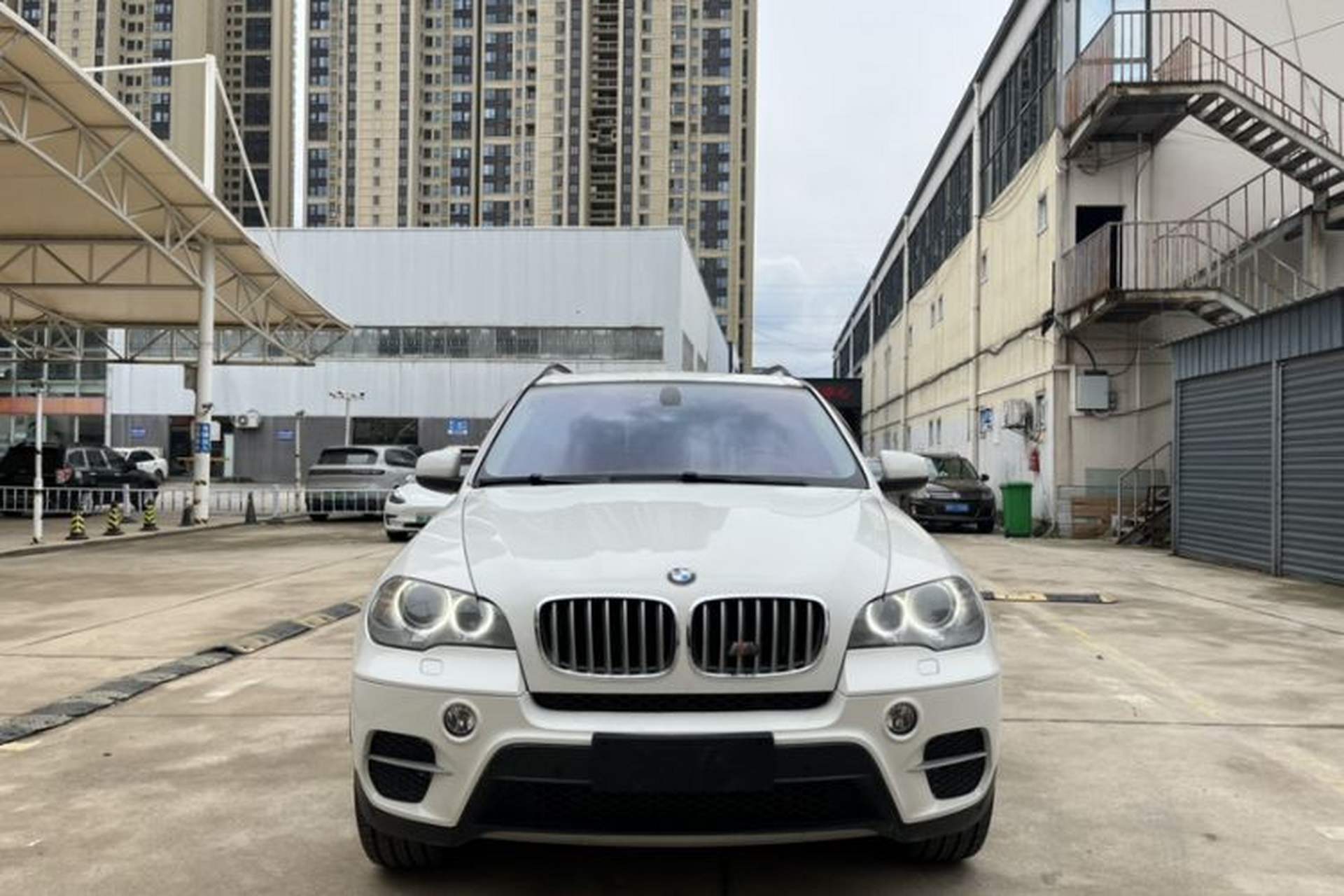 Used BMW X5 2013 xDrive35i Leading Model Exterior 11