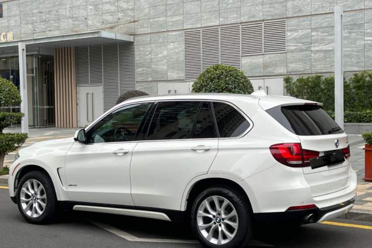 Used BMW X5 2013 xDrive35i U.S. specification Exterior 2