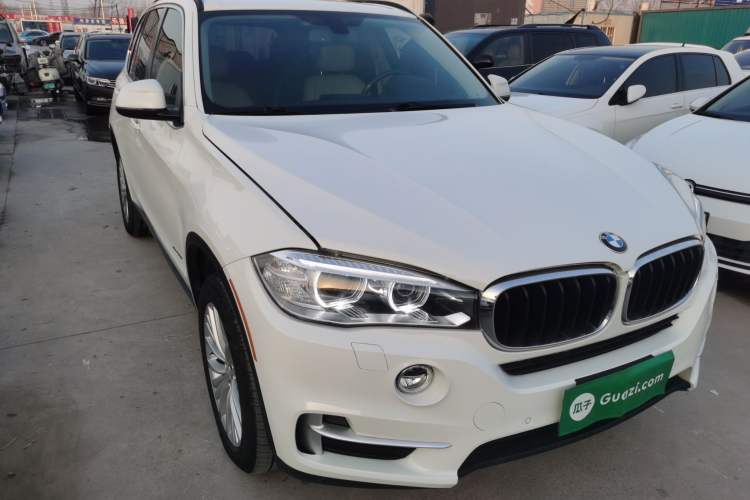Used BMW X5 2013 xDrive35i U.S. specification Exterior 2