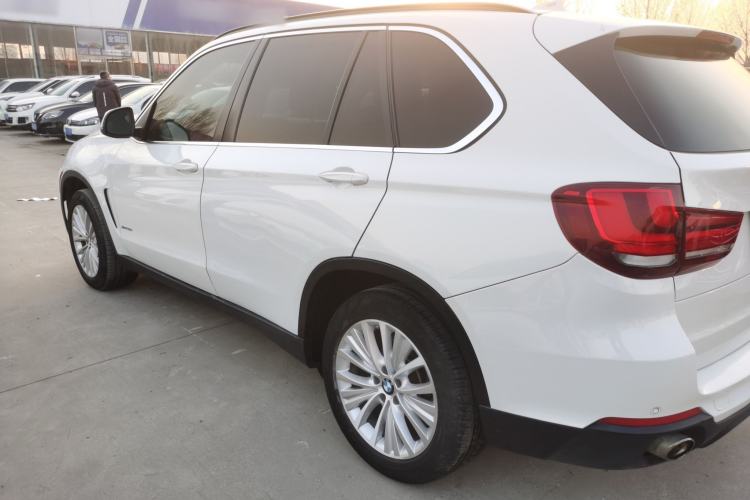 Used BMW X5 2013 xDrive35i U.S. specification Exterior 3