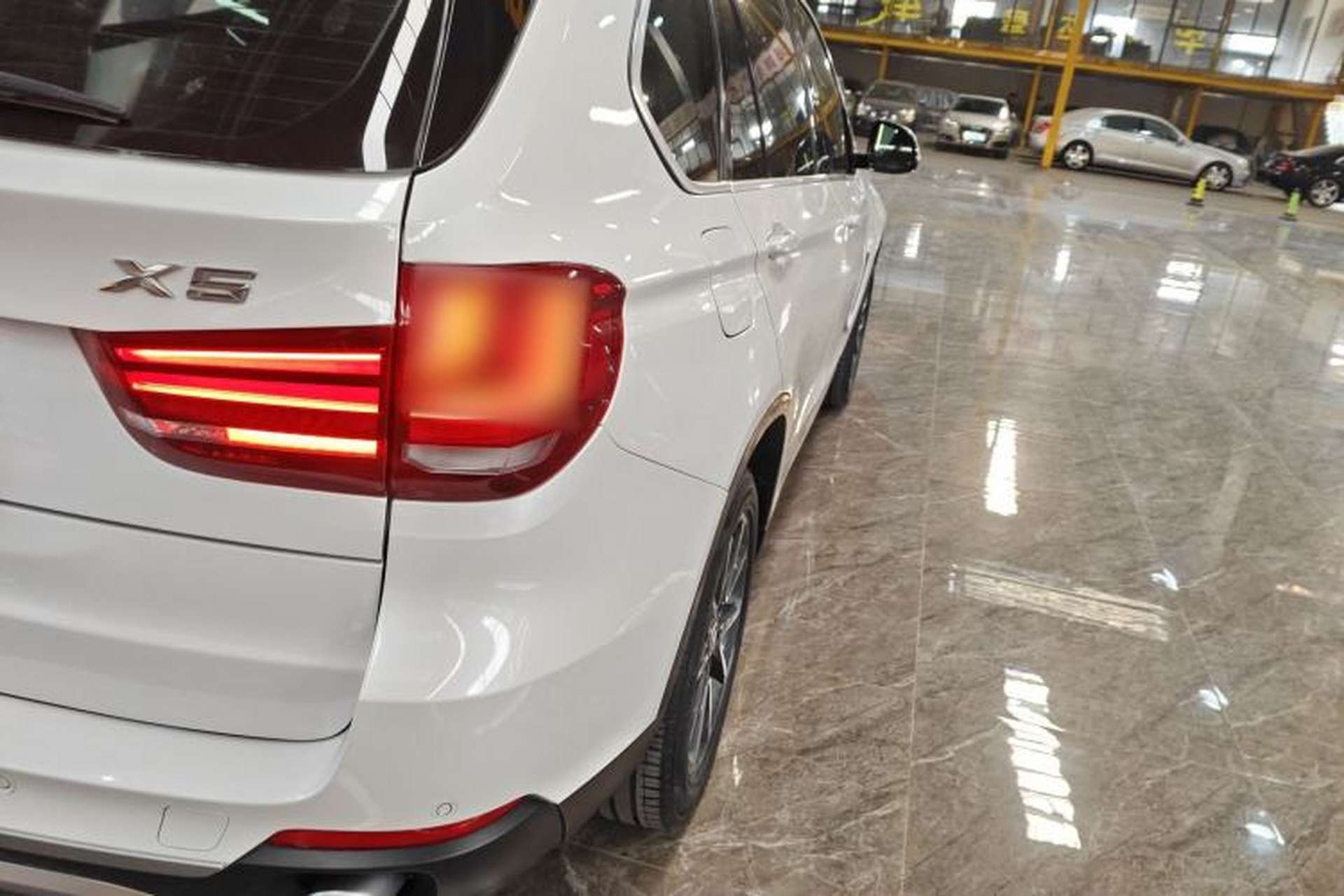 Used BMW X5 2013 xDrive35i U.S. specification Exterior 6