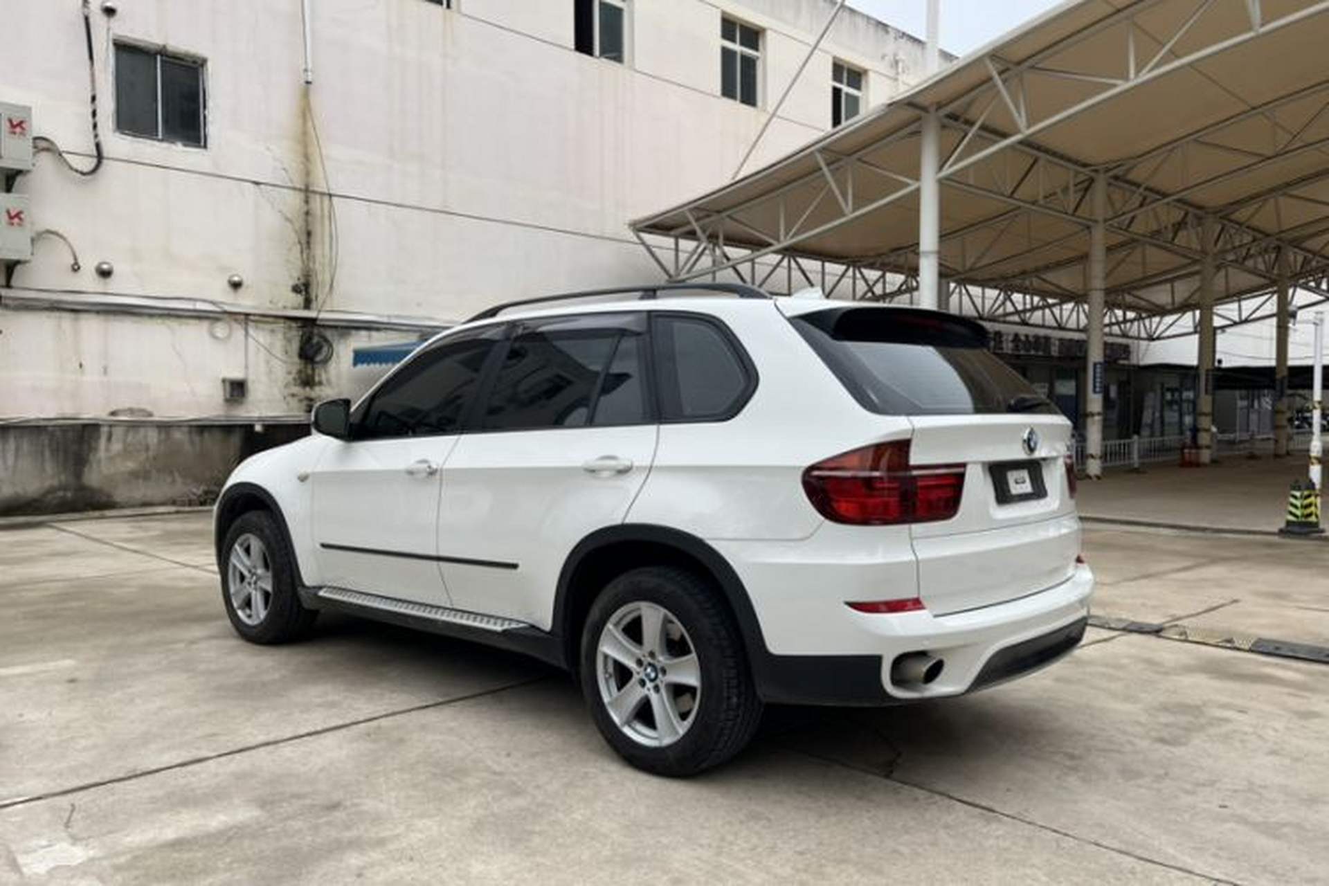 Used BMW X5 2013 xDrive35i Leading Model Exterior 6