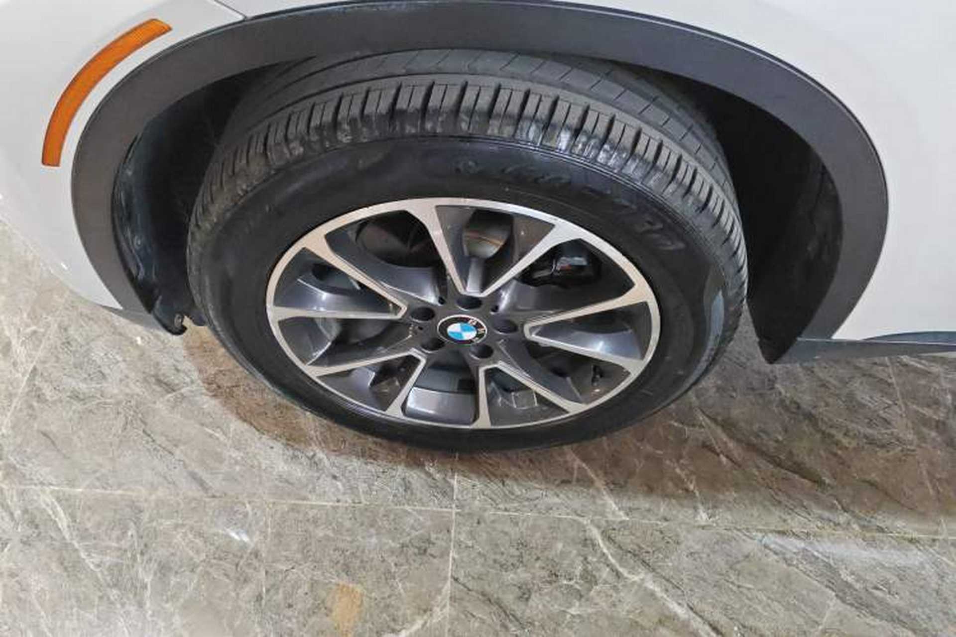 Used BMW X5 2013 xDrive35i U.S. specification Exterior 7