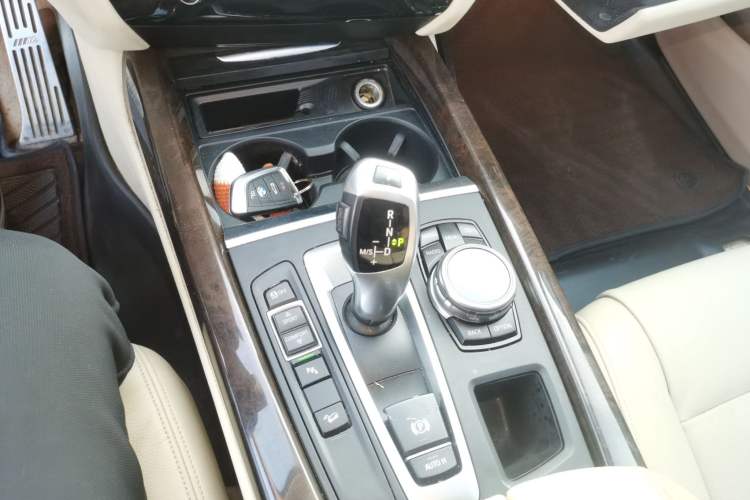 Used BMW X5 2013 xDrive35i U.S. specification Gear Lever