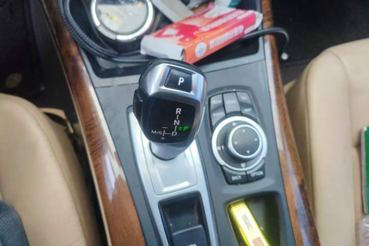 Used BMW X5 2013 xDrive35i Luxury Model Gear Lever