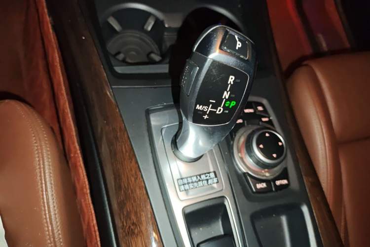 Used BMW X5 2013 xDrive35i Luxury Edition Gear Lever