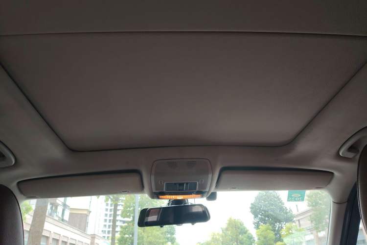 Used BMW X5 2013 xDrive35i Leading Model Headliner