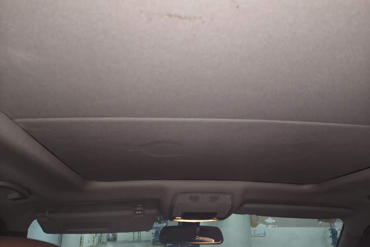 Used BMW X5 2013 xDrive35i Leading Model Headliner