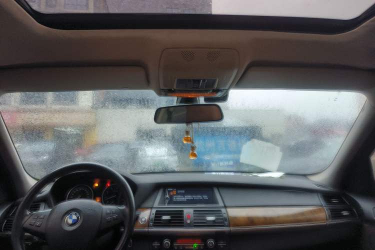 Used BMW X5 2013 xDrive35i Leading Model Headliner