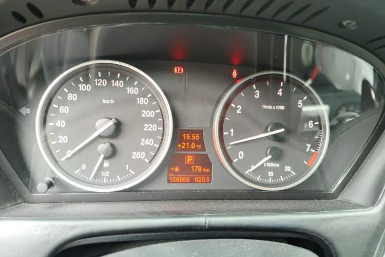 Used BMW X5 2013 xDrive40i Instrument Cluster