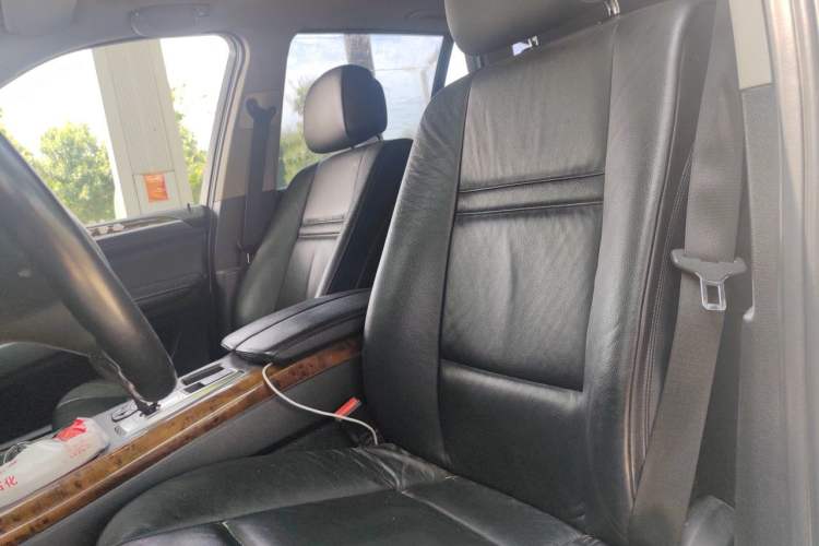 Used BMW X5 2013 xDrive35i Leading Model Left Front Seat