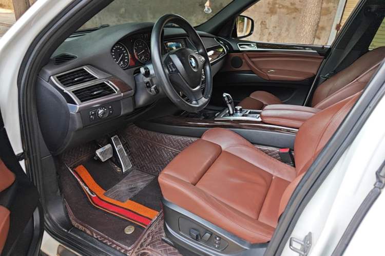 Used BMW X5  Left Front Seat