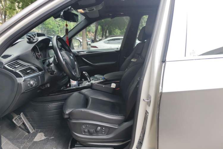 Used BMW X5 2013 xDrive40i Left Front Seat