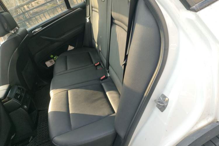 Used BMW X5 2013 xDrive35i U.S. specification Left Rear Seat
