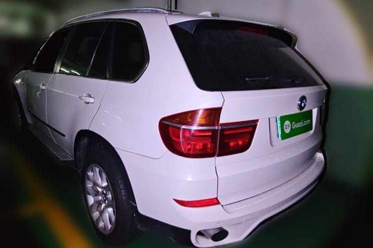 Used BMW X5 2013 xDrive35i Luxury Edition Rear Left 45 Deg