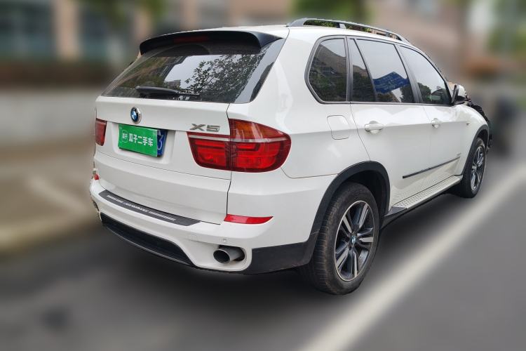 Used BMW X5 2013 xDrive35i Leading Model Rear Right 45 Deg