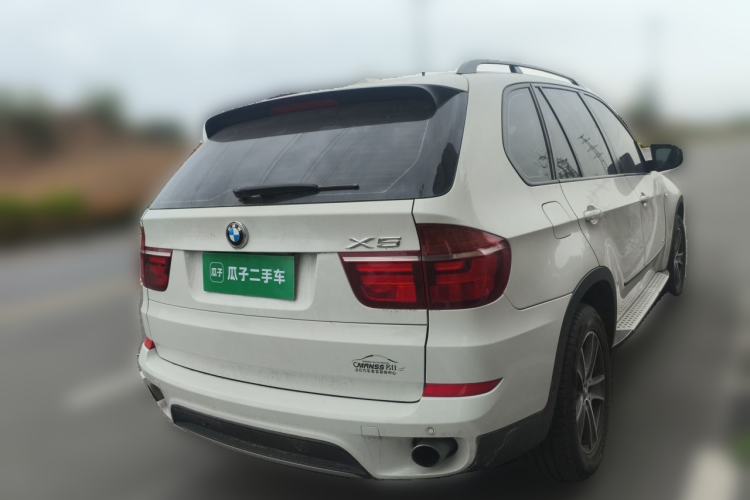 Used BMW X5 2013 xDrive35i Leading Model Rear Right 45 Deg