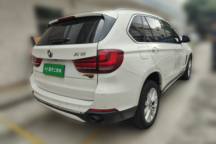 Used BMW X5  Rear Right 45 Deg