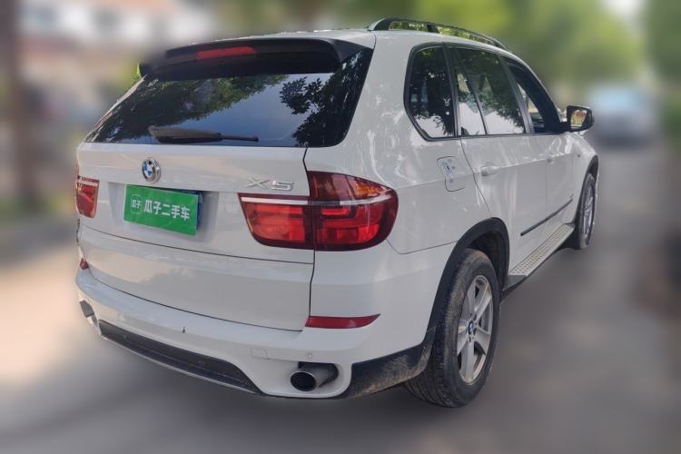 Used BMW X5 2013 xDrive35i Leading Model Rear Right 45 Deg
