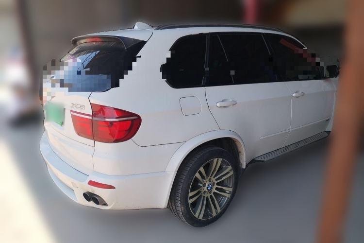 Used BMW X5 2013 xDrive35i Luxury Edition Rear Right 45 Deg