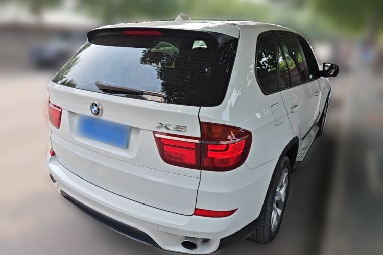 Used BMW X5  Rear Right 45 Deg