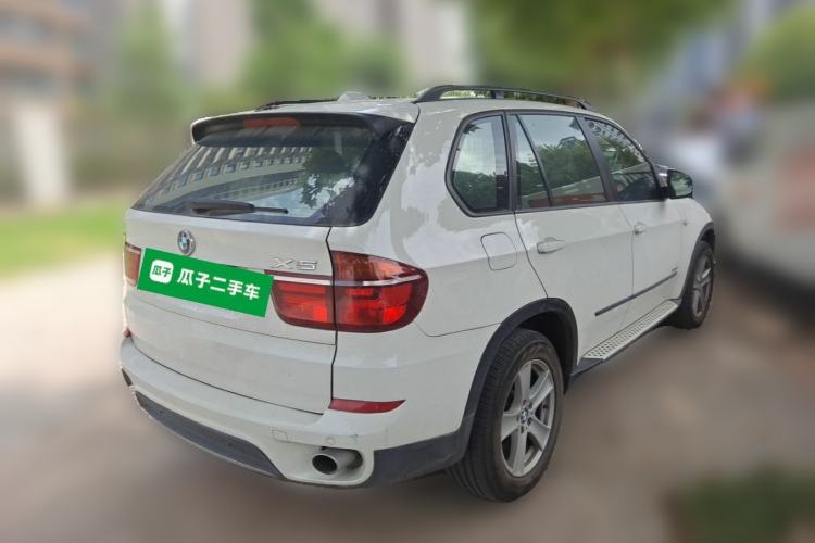 Used BMW X5 2013 xDrive35i Leading Model Rear Right 45 Deg