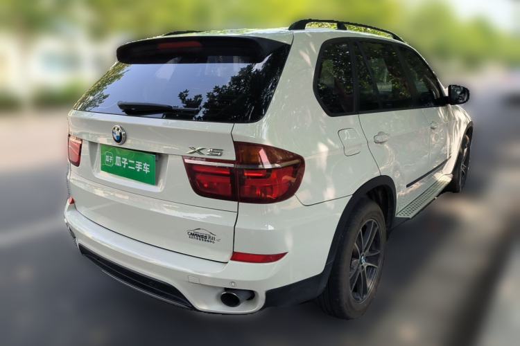 Used BMW X5 2013 xDrive35i Leading Model Rear Right 45 Deg