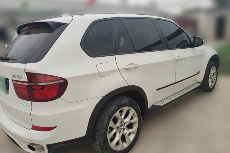 Used BMW X5 2013 xDrive35i Luxury Edition Rear Right 45 Deg