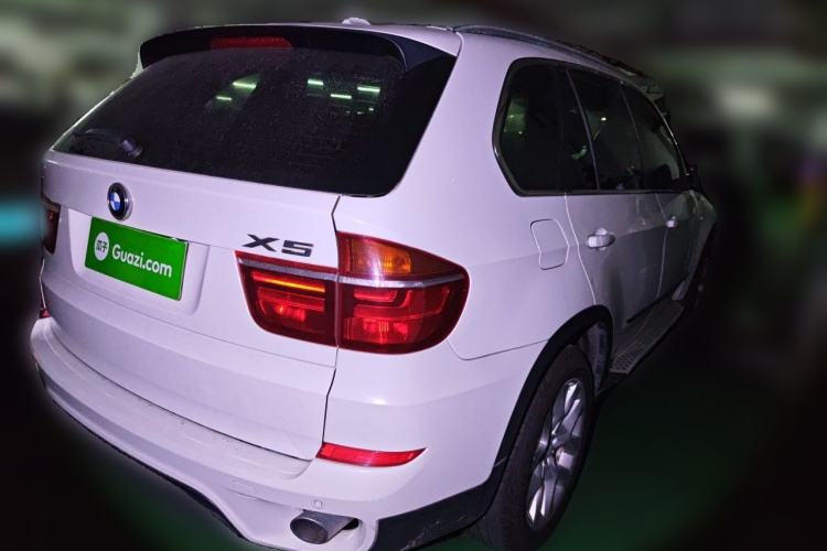 Used BMW X5 2013 xDrive35i Luxury Edition Rear Right 45 Deg