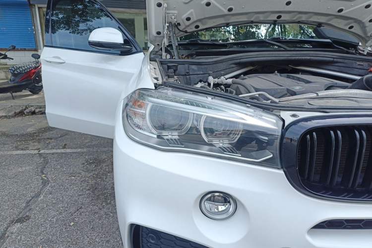 Used BMW X5  Right Front Headlight