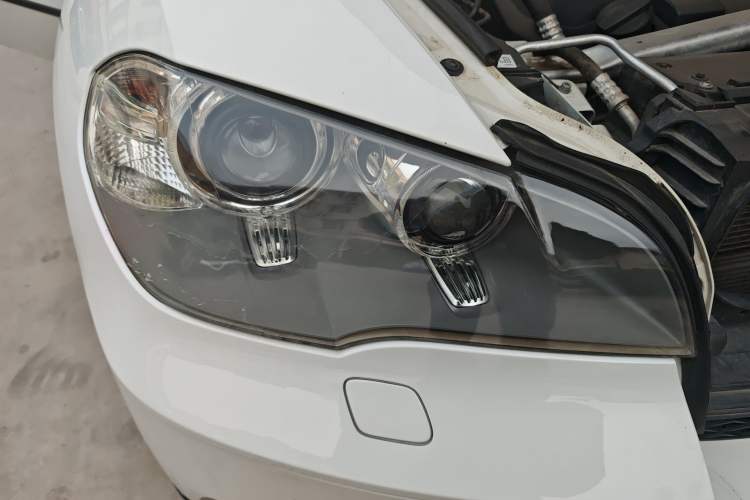 Used BMW X5  Right Front Headlight
