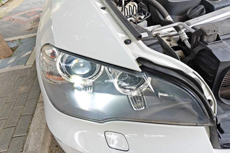 Used BMW X5  Right Front Headlight