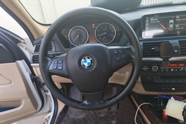 Used BMW X5  Steering Wheel