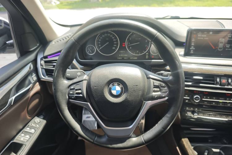 Used BMW X5 2013 xDrive35i U.S. specification Steering Wheel